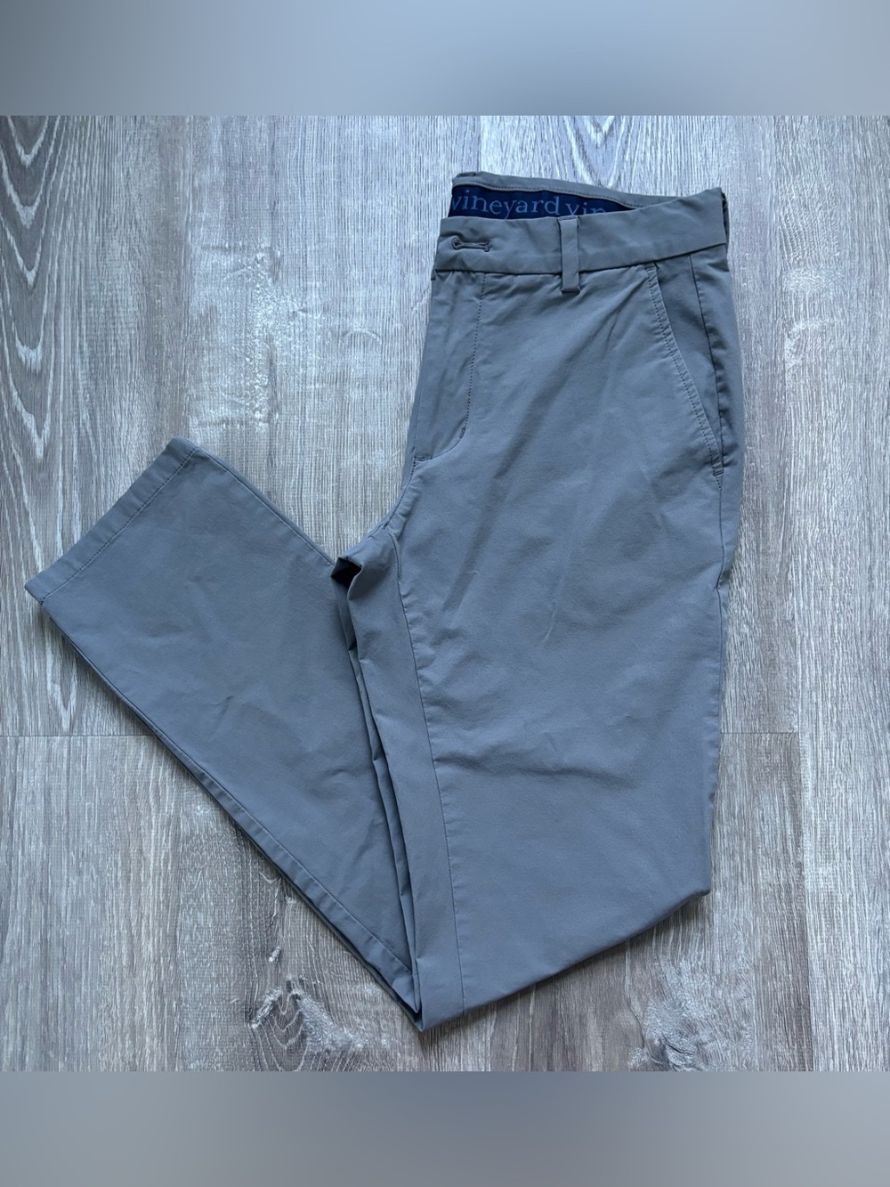 Vineyard Vines Men's performance Gray Pants Size 30x32